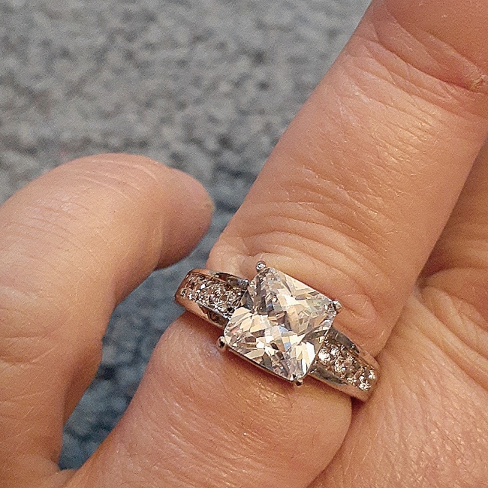 Diamond candle bling ring sz 8